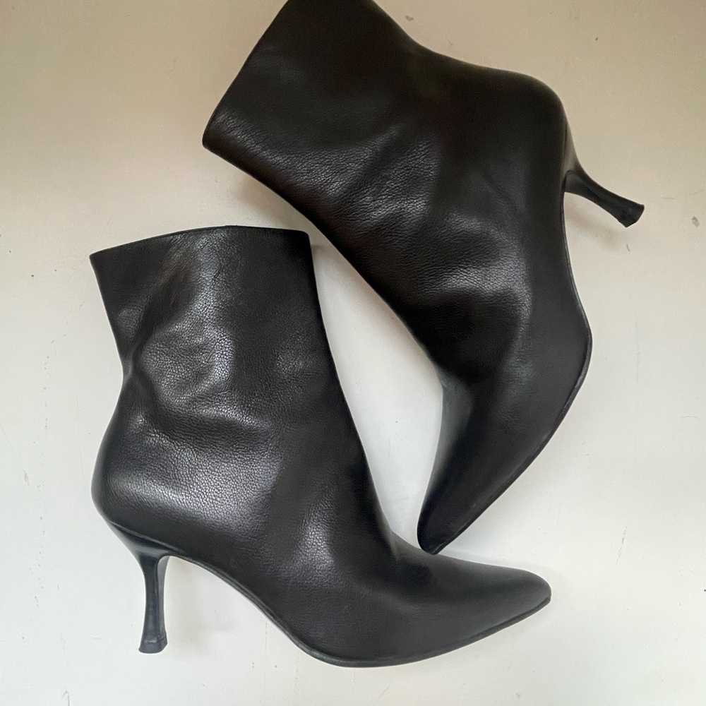 Salvatore Ferragamo Ankle Boots Leather Black